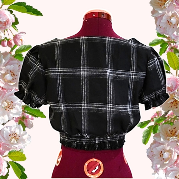 💛 4/$20 | Plaid Top - Picture 3 of 9